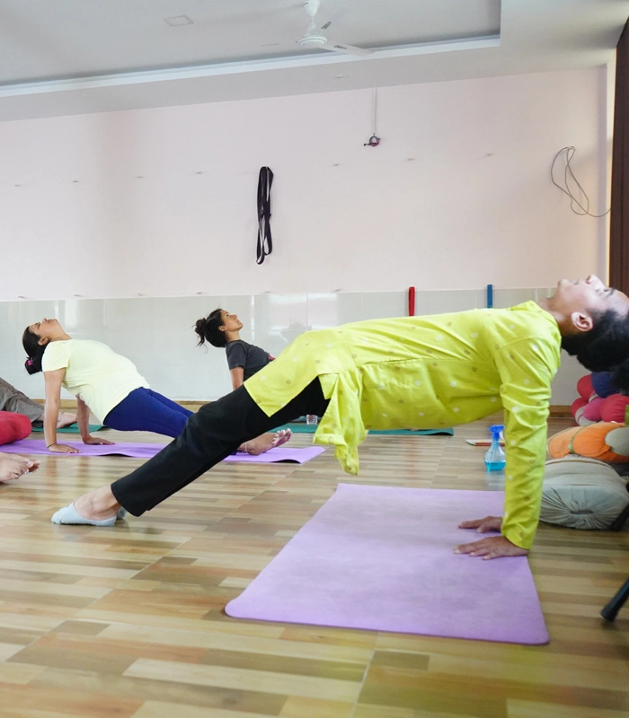 100 hours yoga teacher training in india